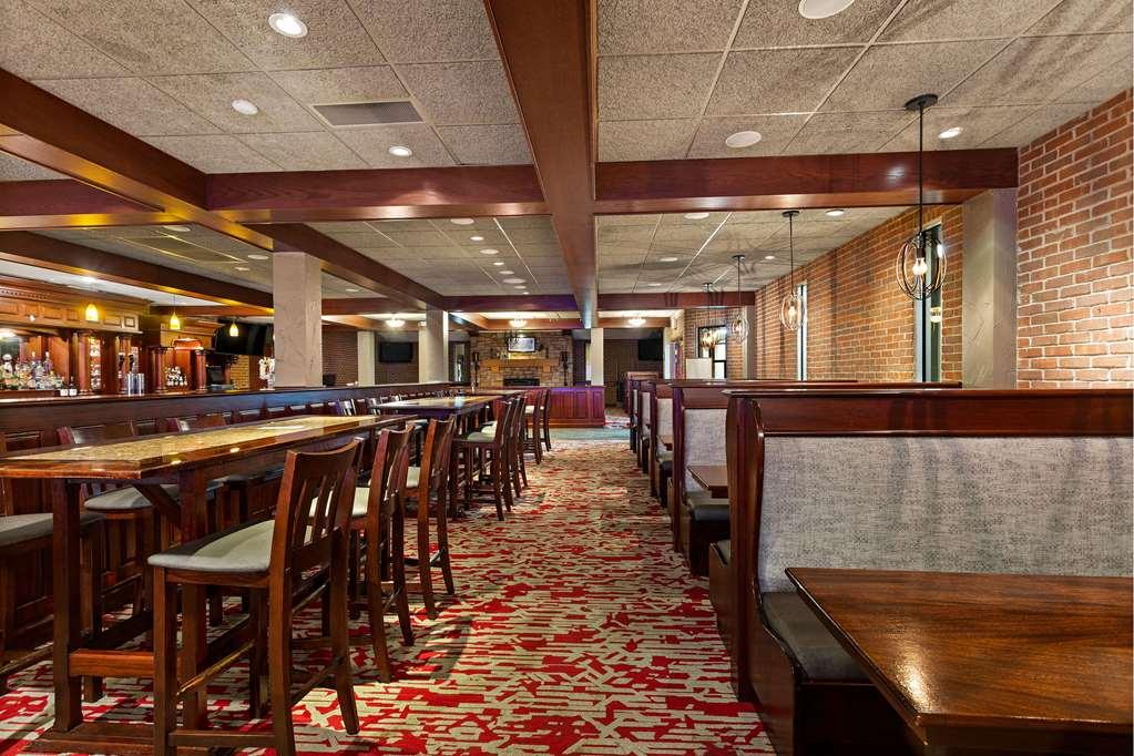 The Clover Hotel, Ascend Hotel Collection South Bend Restoran fotoğraf