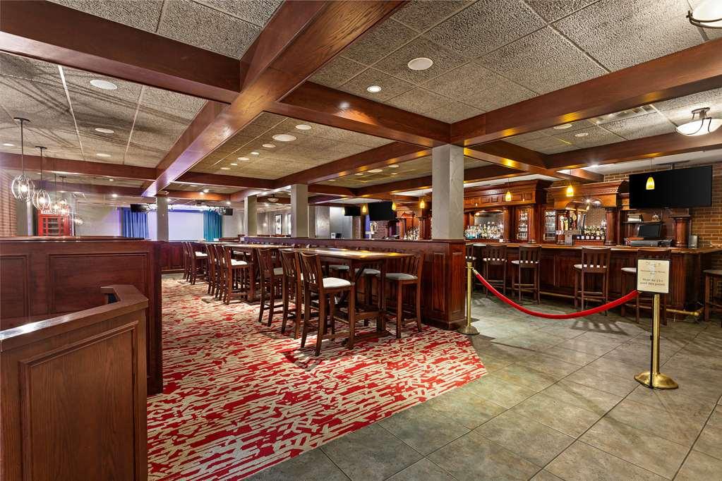The Clover Hotel, Ascend Hotel Collection South Bend Restoran fotoğraf